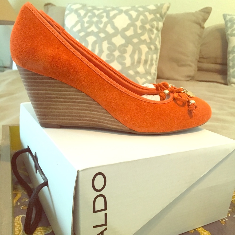 Suede Aldo “Agrarwen-65” wedge slide